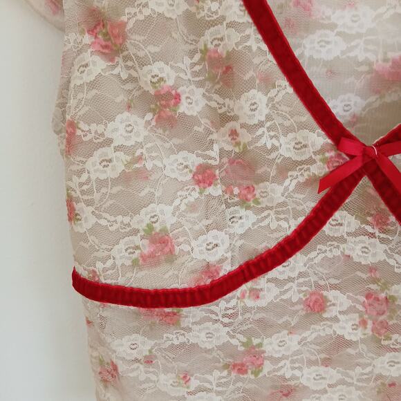 Millie Short Sleeve | crop top | Lace Top | Beverly and Beck | size M - Picture 5 of 7